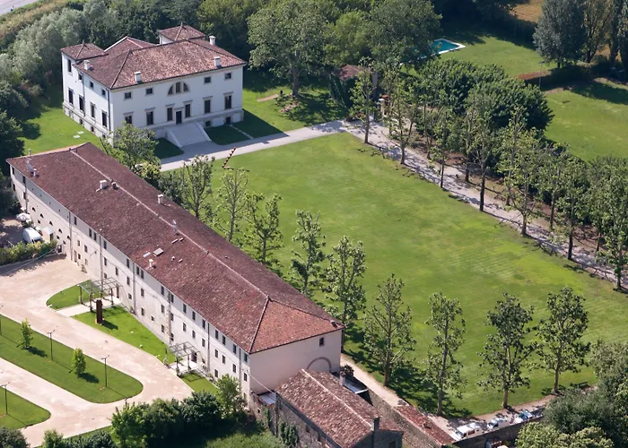 La Barchessa Di Pisani 4*